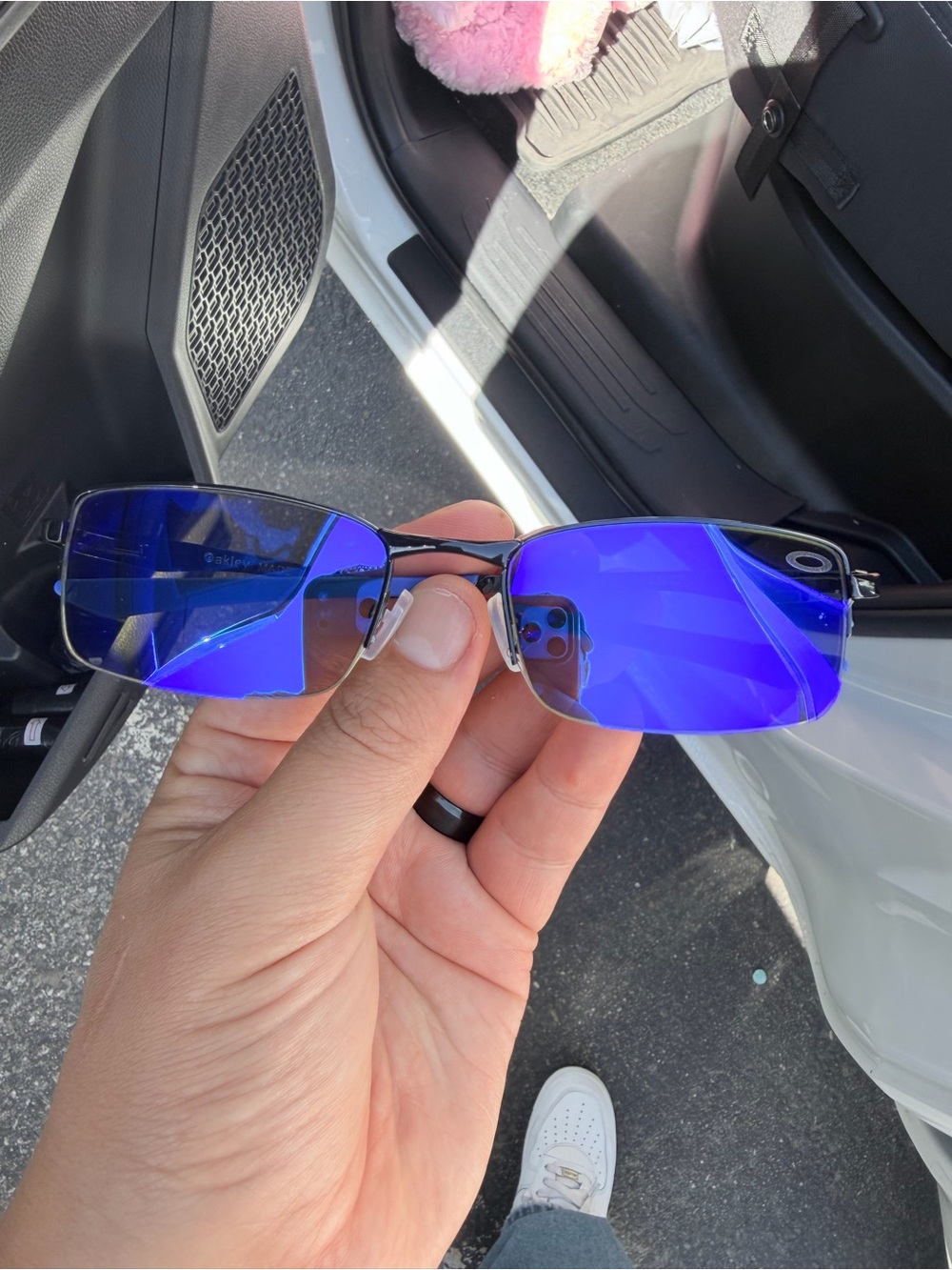 Blue Mirrored Rimless Sunglasses for Men - Oakley